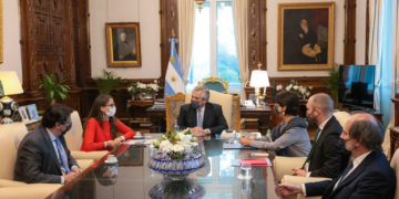 Registradas: el Plan para formalizar a las trabajadoras de casas particulares y ayudar a la clase media