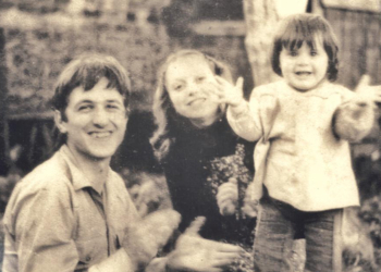 “Es la única foto que tengo con mamá y papá”- Anita, hija de desaparecidos