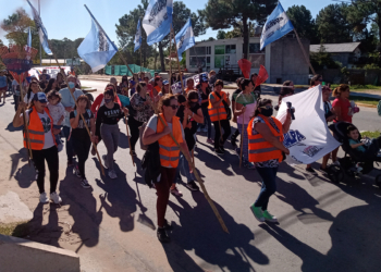 8M Ostende: La pala, el rastrillo y la cuota alimentaria. Con Reforma judicial Feminista
