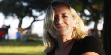Patricia Calo Lustres, una escritora de redes cuyos textos se viralizan al infinito